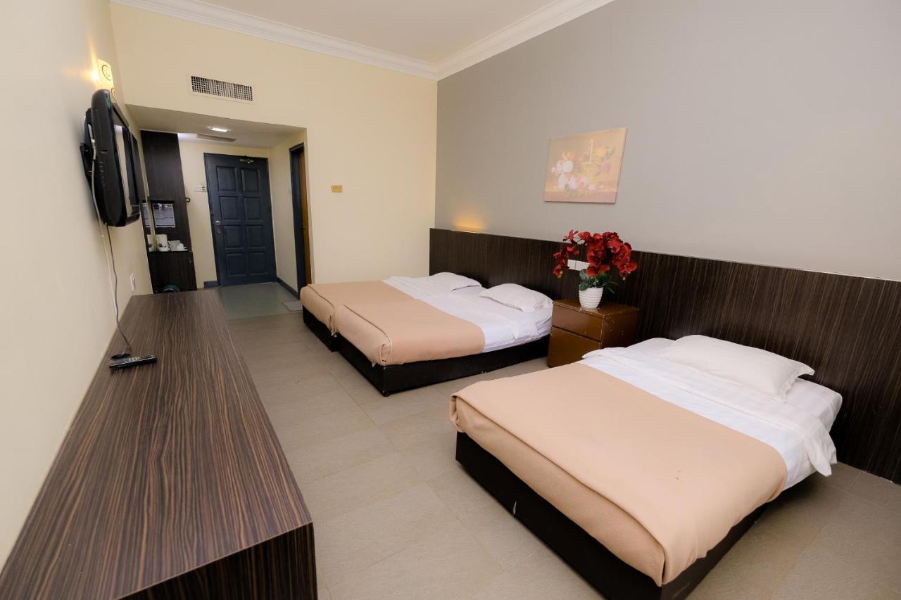 Super Oyo Capital O 90146 Alh Continental Resort Karak ภายนอก รูปภาพ