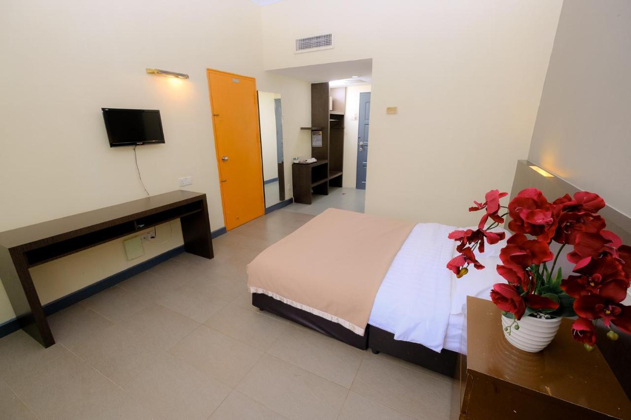 Super Oyo Capital O 90146 Alh Continental Resort Karak ภายนอก รูปภาพ