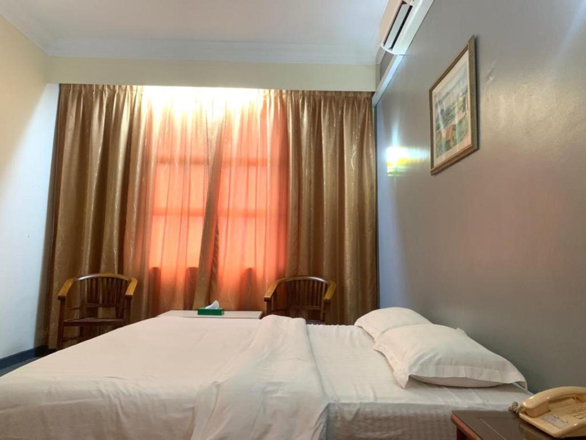 Super Oyo Capital O 90146 Alh Continental Resort Karak ภายนอก รูปภาพ