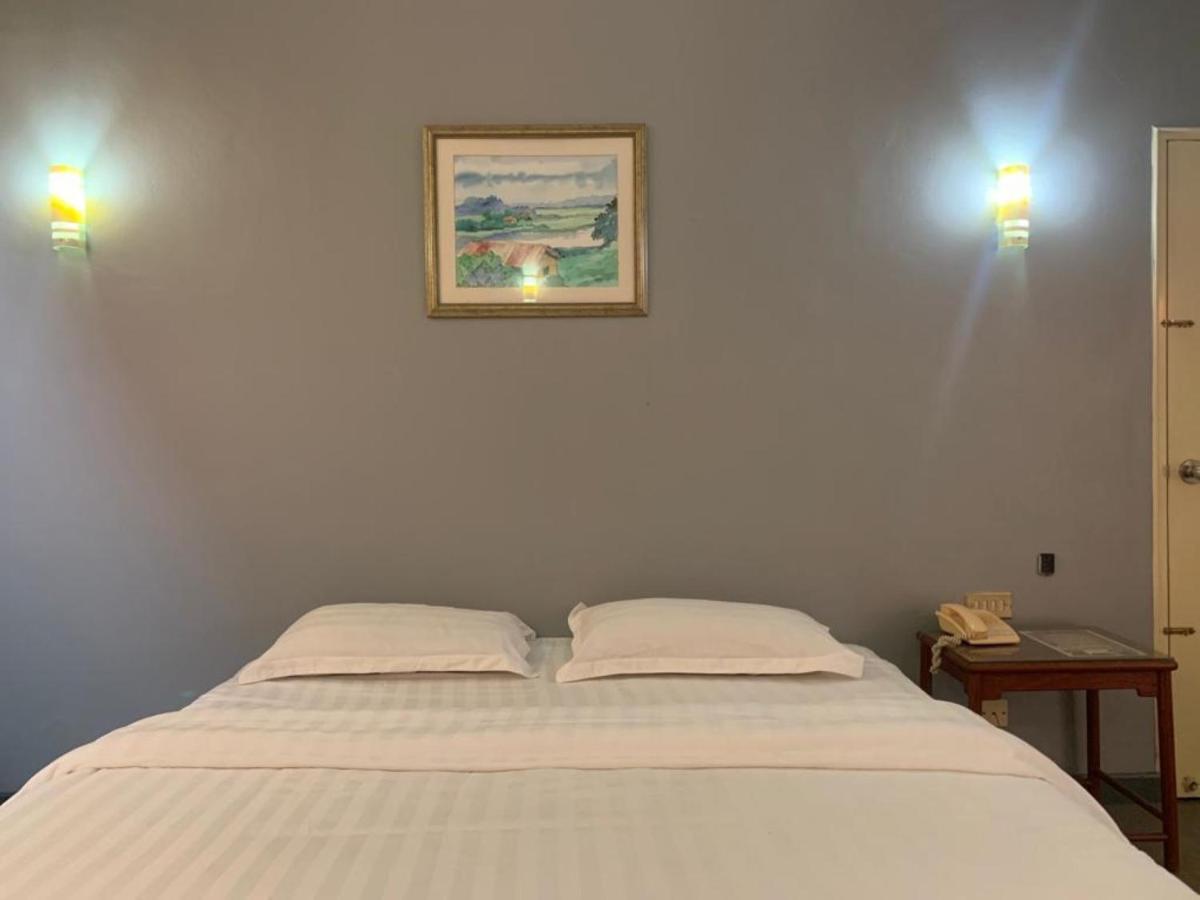 Super Oyo Capital O 90146 Alh Continental Resort Karak ภายนอก รูปภาพ