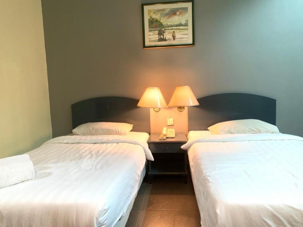 Super Oyo Capital O 90146 Alh Continental Resort Karak ภายนอก รูปภาพ