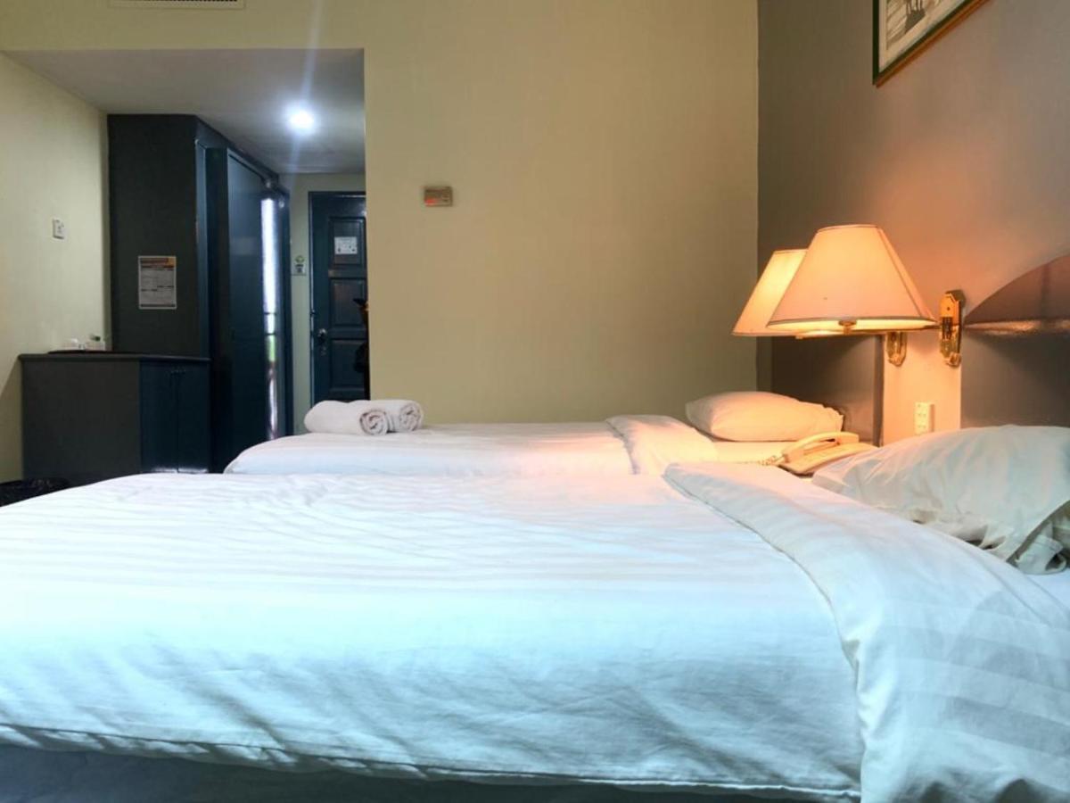 Super Oyo Capital O 90146 Alh Continental Resort Karak ภายนอก รูปภาพ